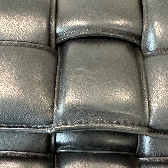 Bottega Veneta Padded Cassette Black Cross Body - Picture 7 of 12